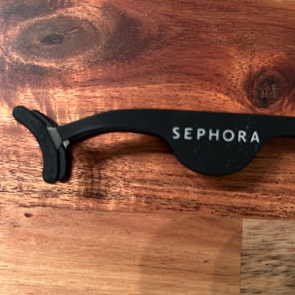 Sephora Eyelash Applicator - Picture 2 of 9